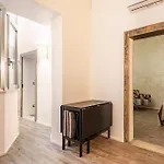 Mako House - In Centro Citta Διαμέρισμα