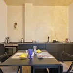 Mako House - In Centro Citta Διαμέρισμα Άντρια