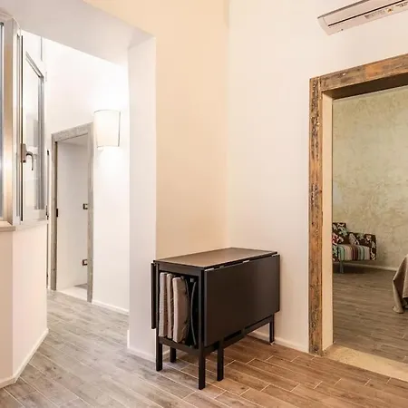 Mako House - In Centro Citta Apartment