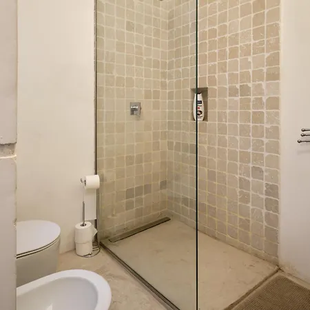 Mako House - In Centro Citta Apartment